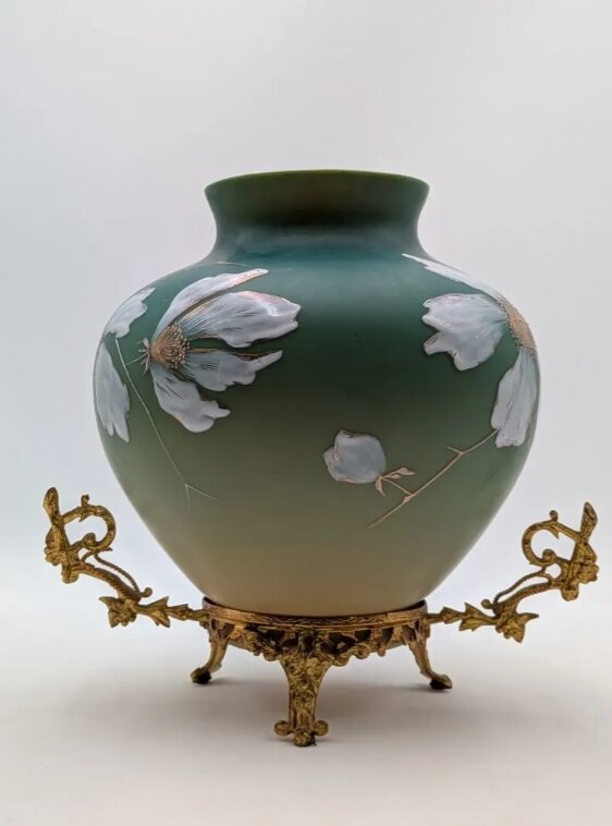 vase floral en opaline et bronze doré - art nouveau - lafrenchcigogne - Morbihan