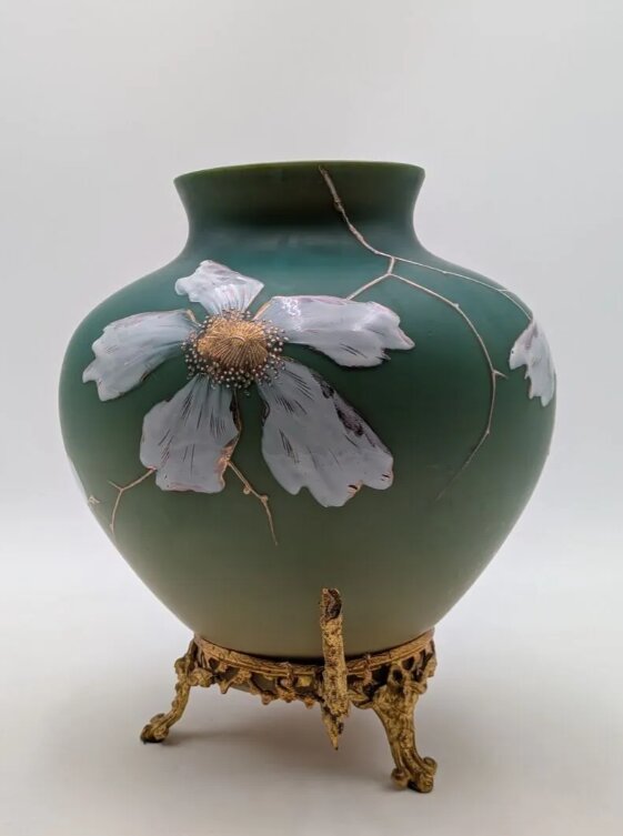 vase floral en opaline et bronze doré - art nouveau - lafrenchcigogne - Morbihan
