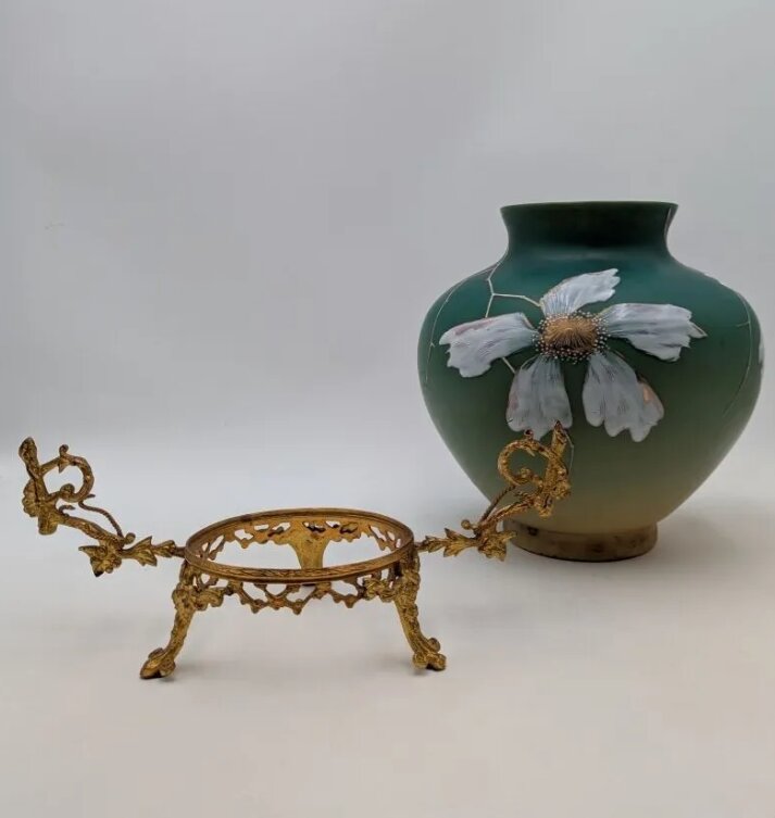 vase floral en opaline et bronze doré - art nouveau - lafrenchcigogne - Morbihan