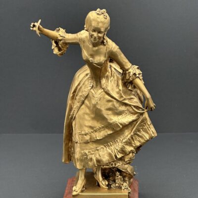 élégante en bronze doré, danseuse Louis XV