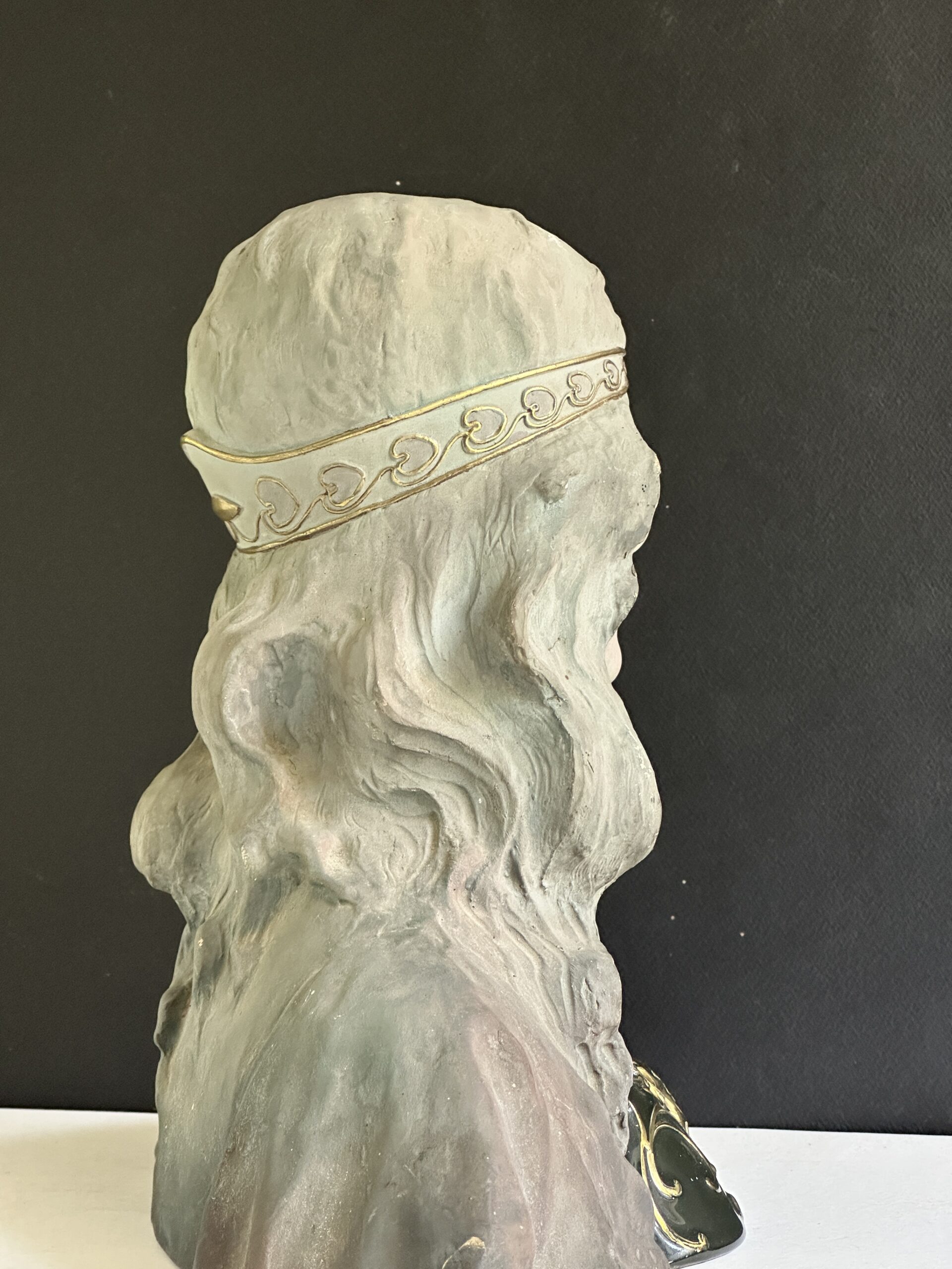 Buste de femme Art Nouveau – Élégante en Grès signée Henri Jacobs – Image 3