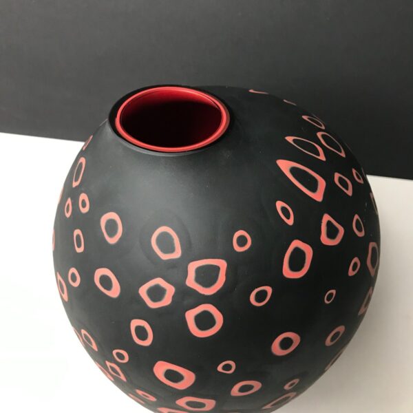 Vase Loops par Harry et Camilla PAUL finition Velato avec la verrerie SALVIATI à Murano à Venise. lafrenchcigogne, brocante, antiquités