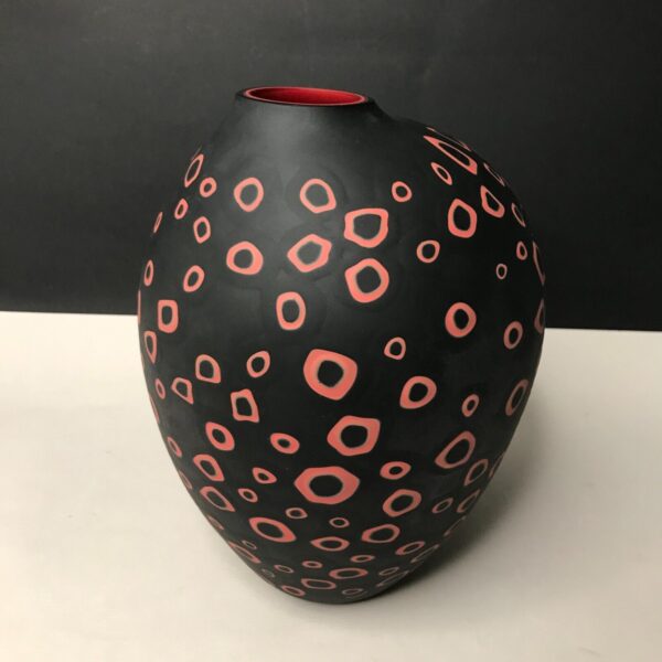 Vase Loops par Harry et Camilla PAUL finition Velato avec la verrerie SALVIATI à Murano à Venise. lafrenchcigogne, brocante, antiquités