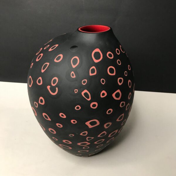 Vase Loops par Harry et Camilla PAUL finition Velato avec la verrerie SALVIATI à Murano à Venise. lafrenchcigogne, brocante, antiquités