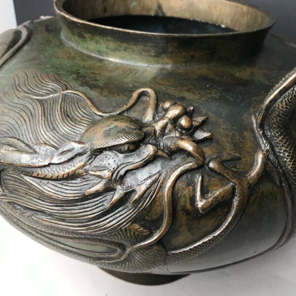 Vase signé jardinière DRAGON D'EAU Japon MEIJI Bronze fonte 19e vintage ancien