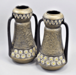 Paire de vases grès, marguerites , art déco circa 1920
