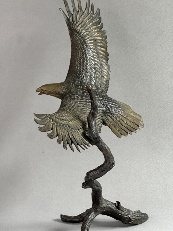 AIGLE EN VOL bronze animalier signé VAN RUYCKEVELT 20e siècle