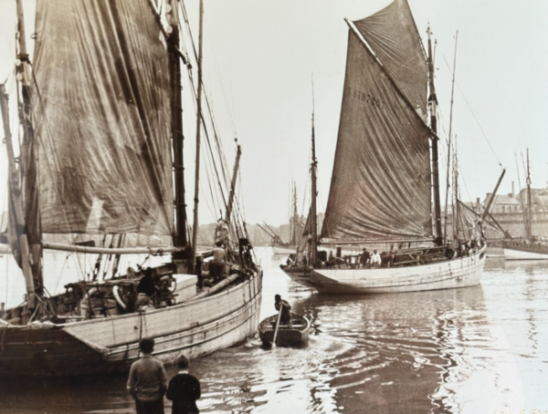 Photo bateaux pêche voile port Concarneau FOURNIER ancienne authentique Bretagne – Image 3