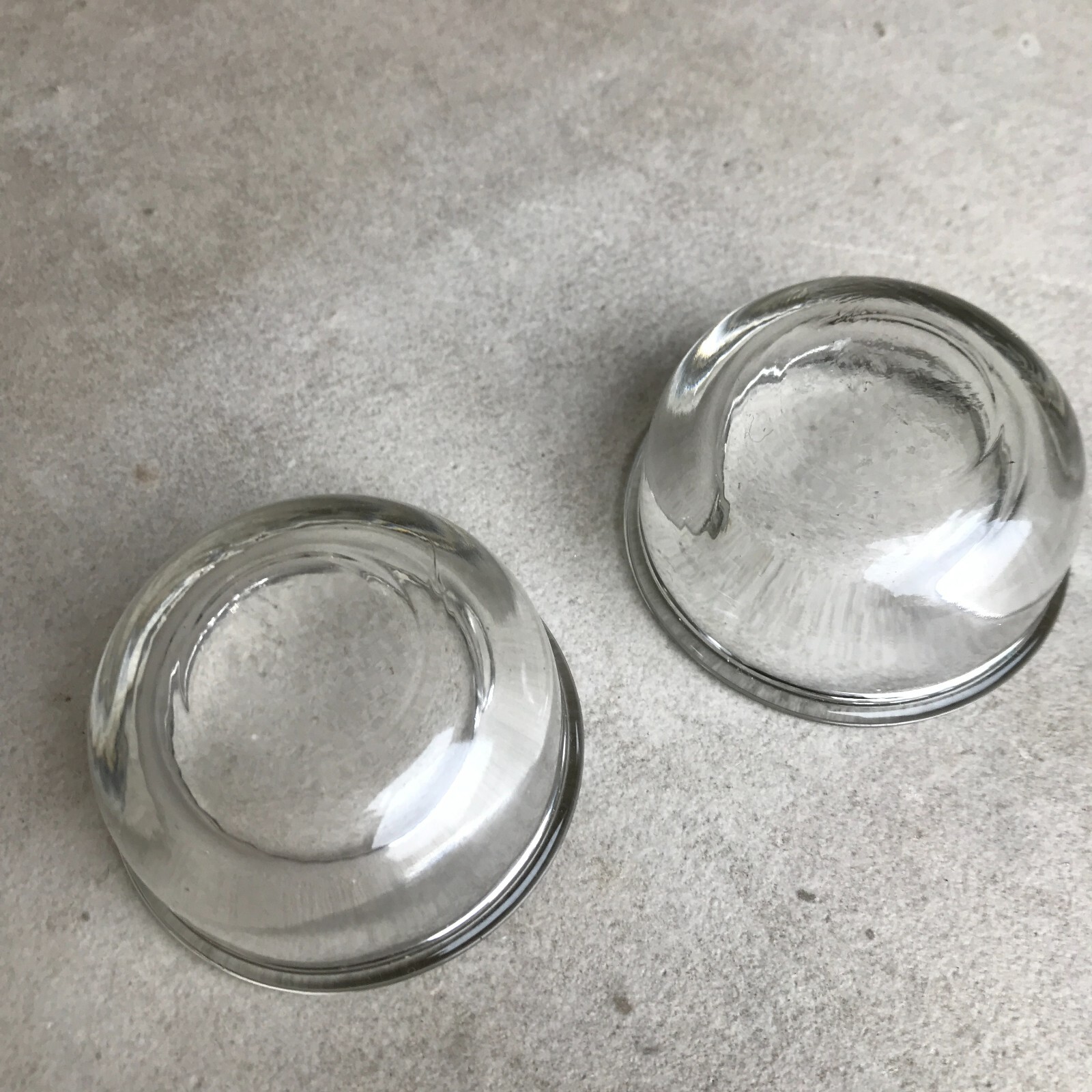 SALIERES ART DECO Métal argenté, signé, émaillé cloisonné – Image 23