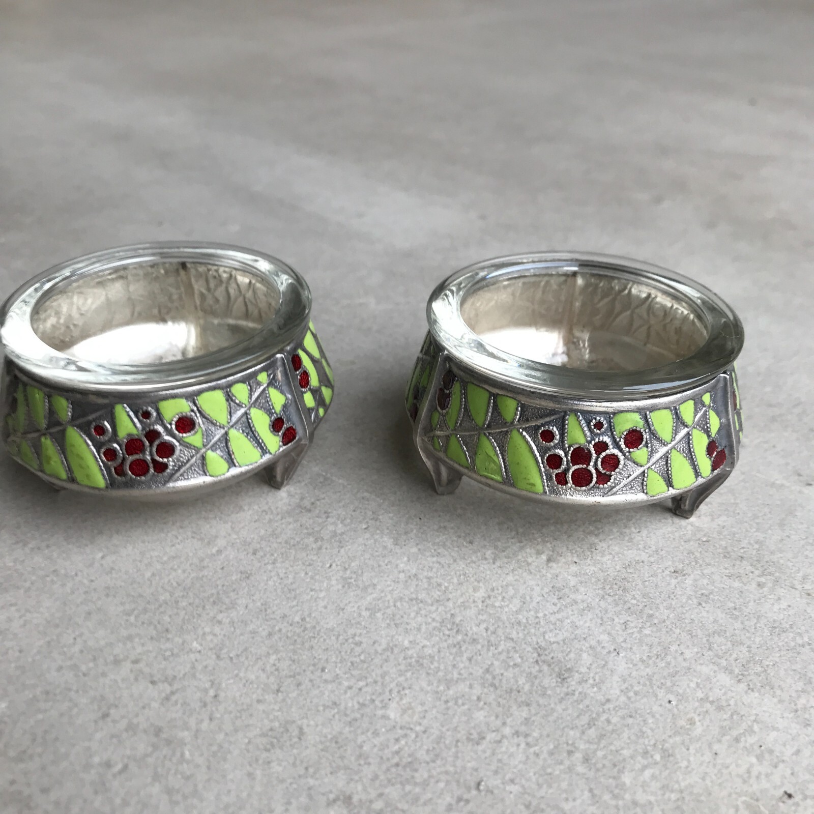 SALIERES ART DECO Métal argenté, signé, émaillé cloisonné – Image 4